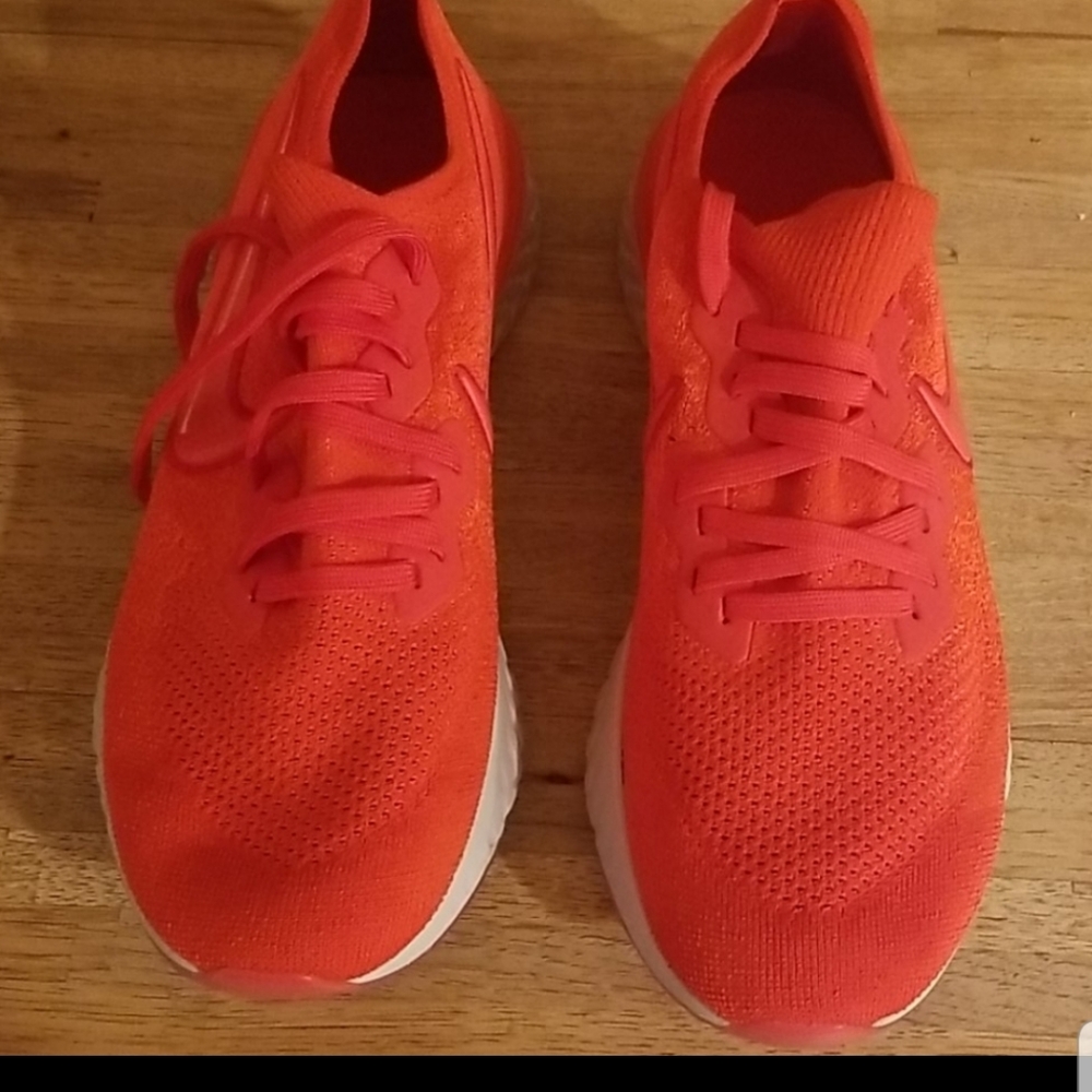 NEW Nike Epic React Flyknit 2 Chile Red Crimson